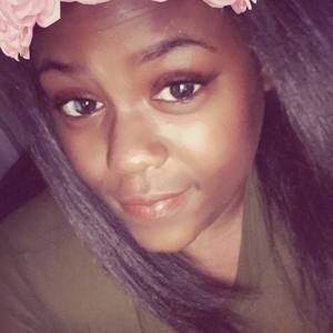 Meet your Posher, Ariel